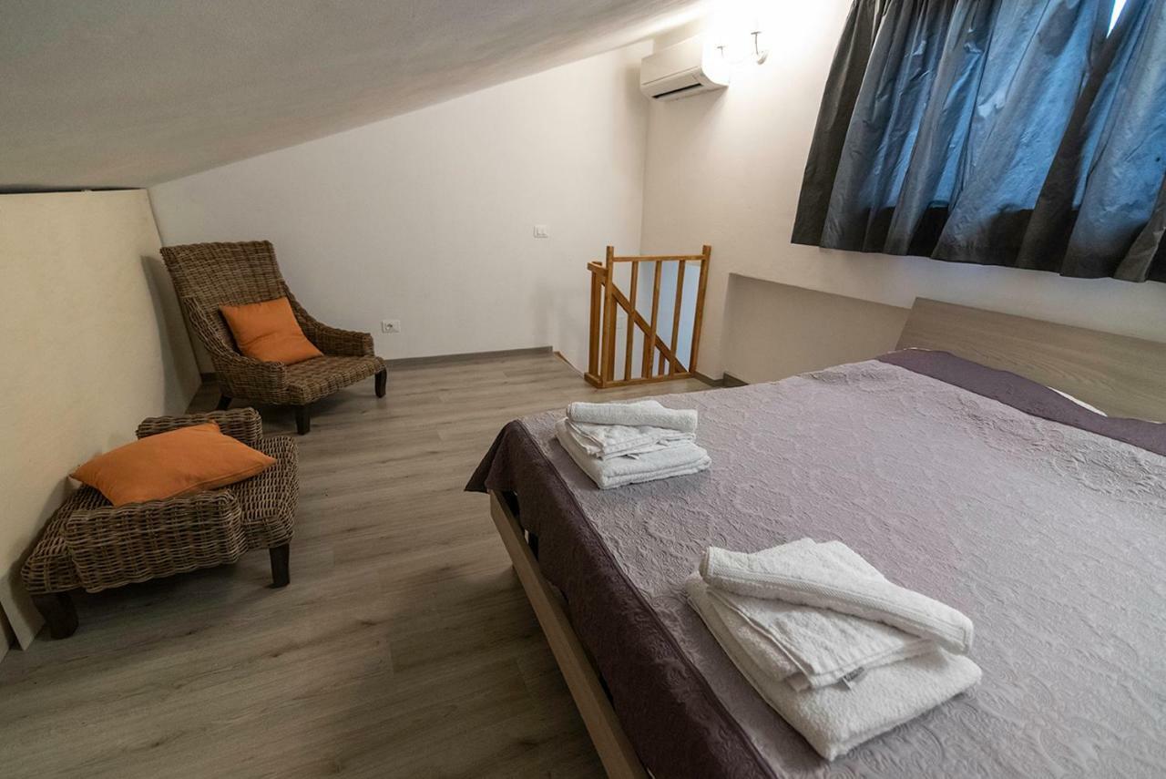 Agriturismo La Fontaccia Montiano  Dış mekan fotoğraf